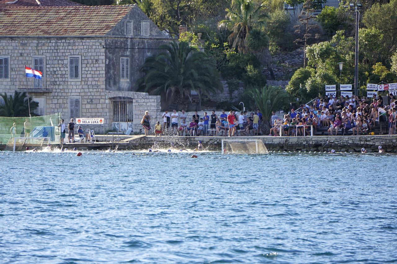 Apartments Vela Luka Exterior photo