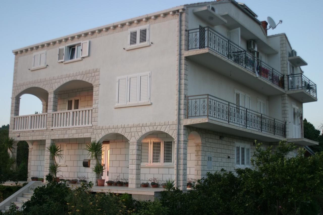 Apartments Vela Luka Exterior photo
