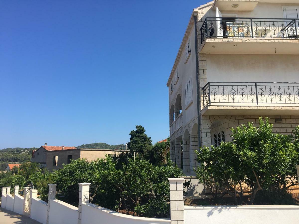 Apartments Vela Luka Exterior photo